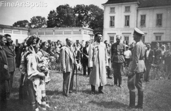 Ukrainians celebrate year of freedom 1941